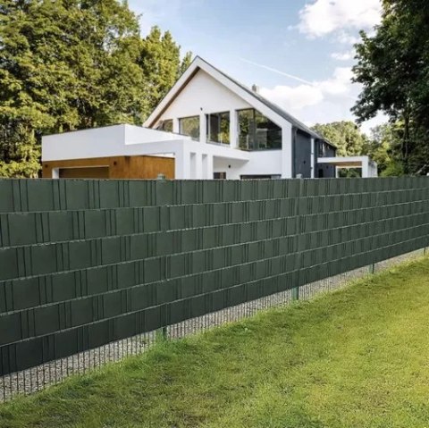 Taśma ogrodzeniowa 19cmx35m 630g/m2 zielona 23706 Taśma ogrodzeniowa 19cmx35m 630g/m2 zielona 23706